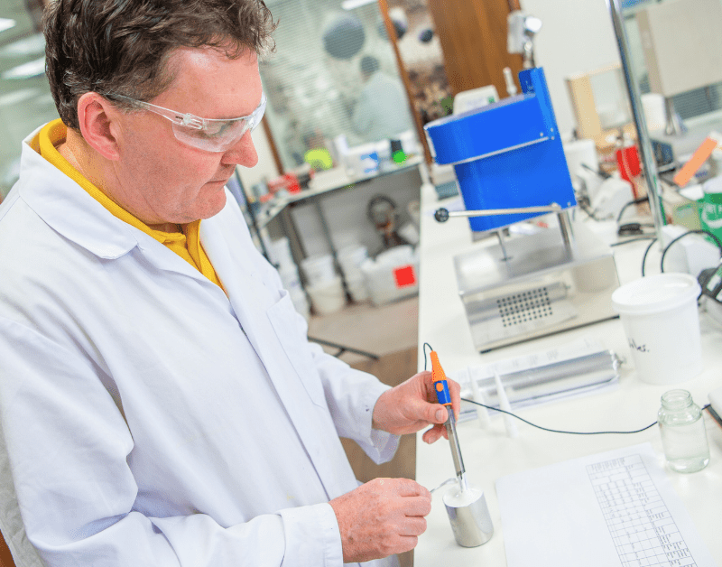 Intelligent Chemistry